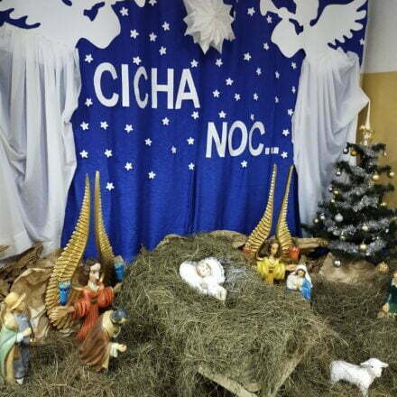 Konkurs na “Najładniejszą dekorację świąteczną sali lekcyjnej”
